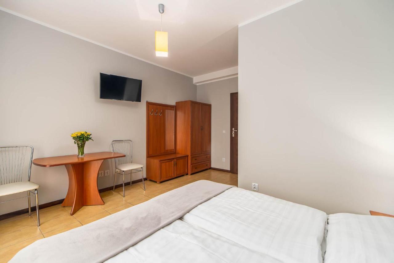 Awenturyn - Pokoje Apartamenty Noclegi Grzybowo Grzybowo  Dış mekan fotoğraf